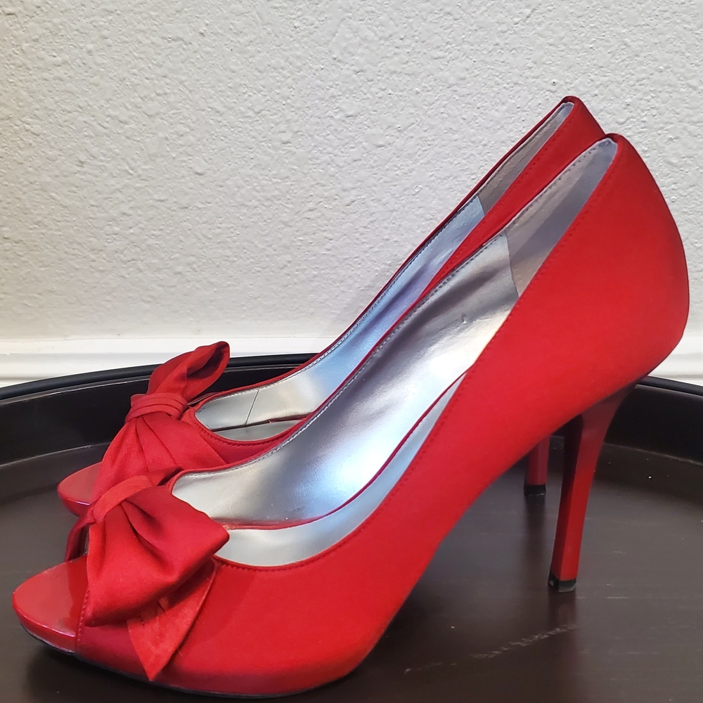 Guess Red Satin Peep-Toe Heels
